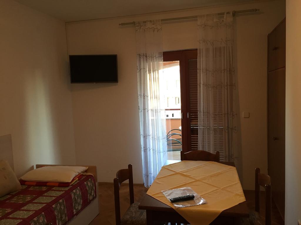 Apartments Zdjelar Porec Room photo